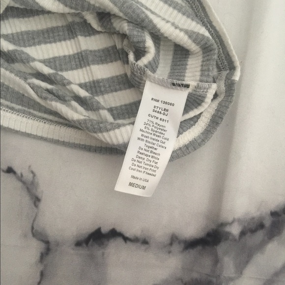 PST Project Social T stripe crop sleeve t-shirt - Picture 3 of 3